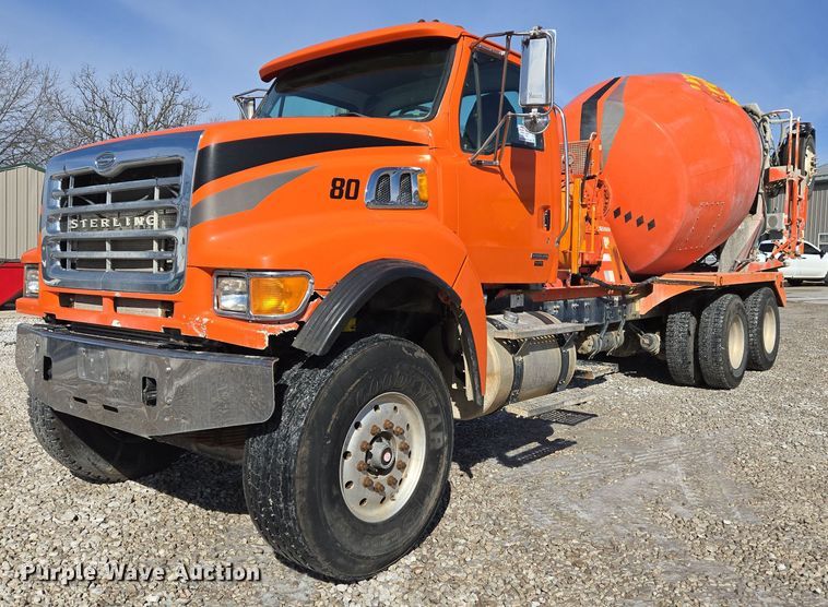 image for item DS5275 2007 Sterling L-Line ready mix truck