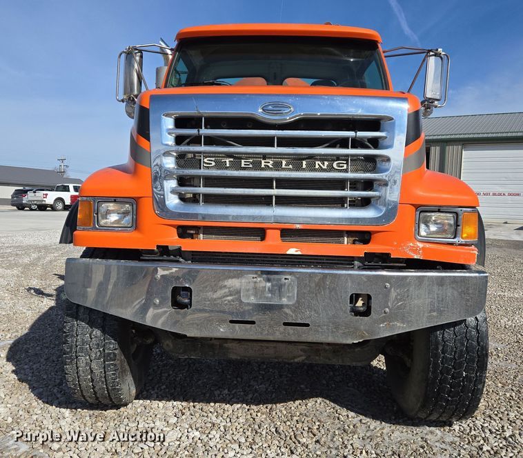 image for item DS5275 2007 Sterling L-Line ready mix truck