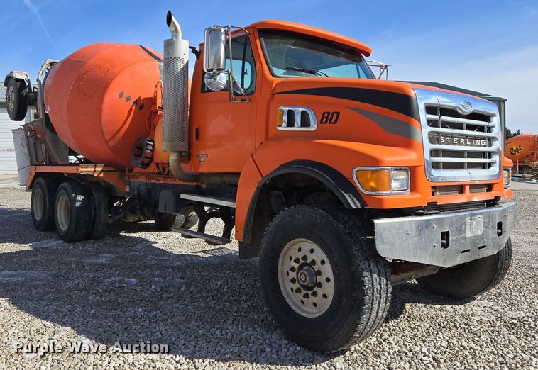 image for item DS5275 2007 Sterling L-Line ready mix truck