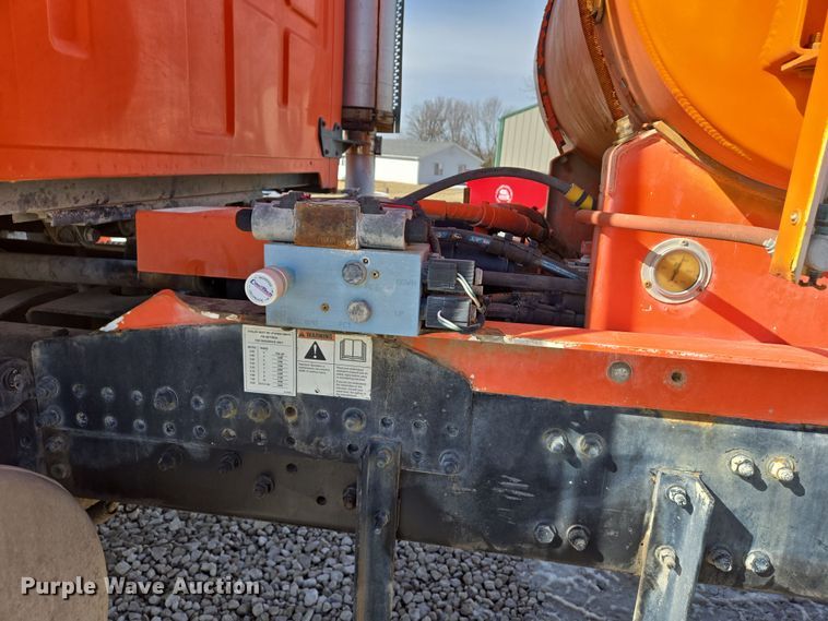 image for item DS5275 2007 Sterling L-Line ready mix truck