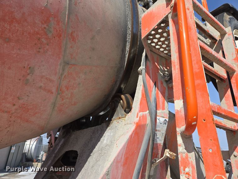 image for item DS5275 2007 Sterling L-Line ready mix truck