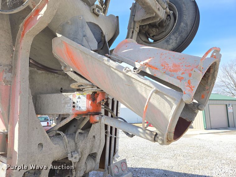 image for item DS5275 2007 Sterling L-Line ready mix truck