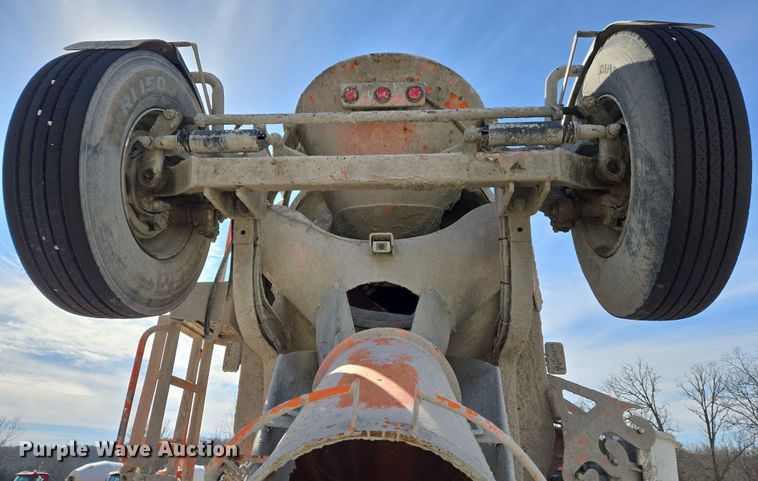 image for item DS5275 2007 Sterling L-Line ready mix truck