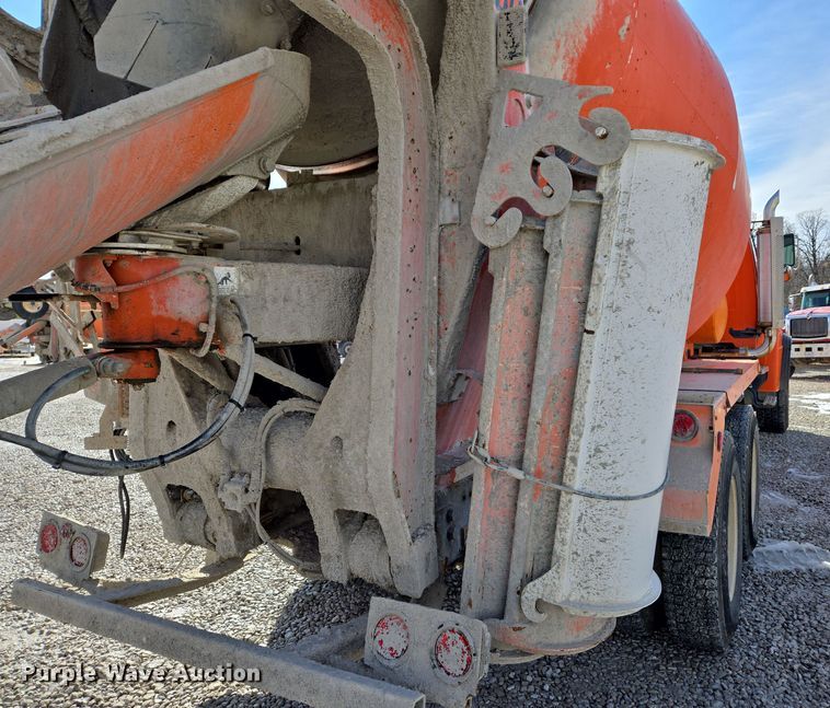 image for item DS5275 2007 Sterling L-Line ready mix truck