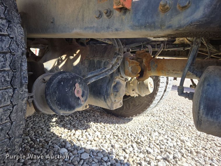 image for item DS5275 2007 Sterling L-Line ready mix truck