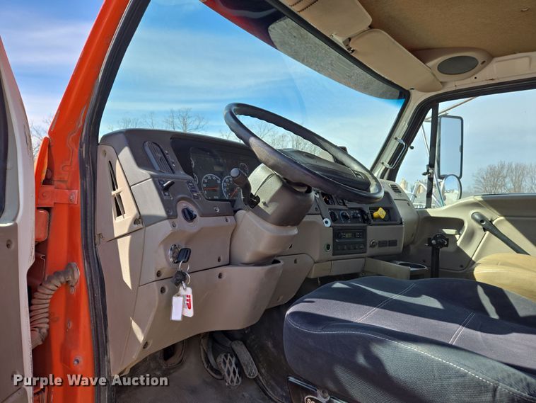 image for item DS5275 2007 Sterling L-Line ready mix truck