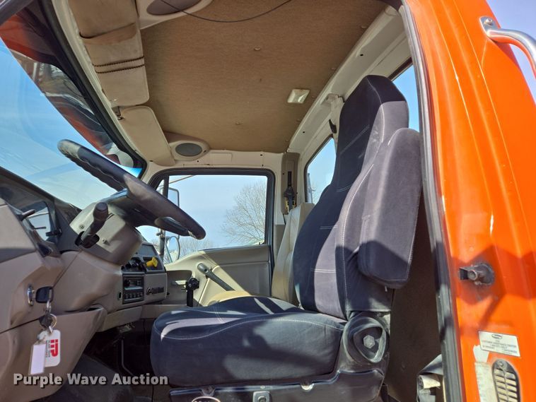 image for item DS5275 2007 Sterling L-Line ready mix truck