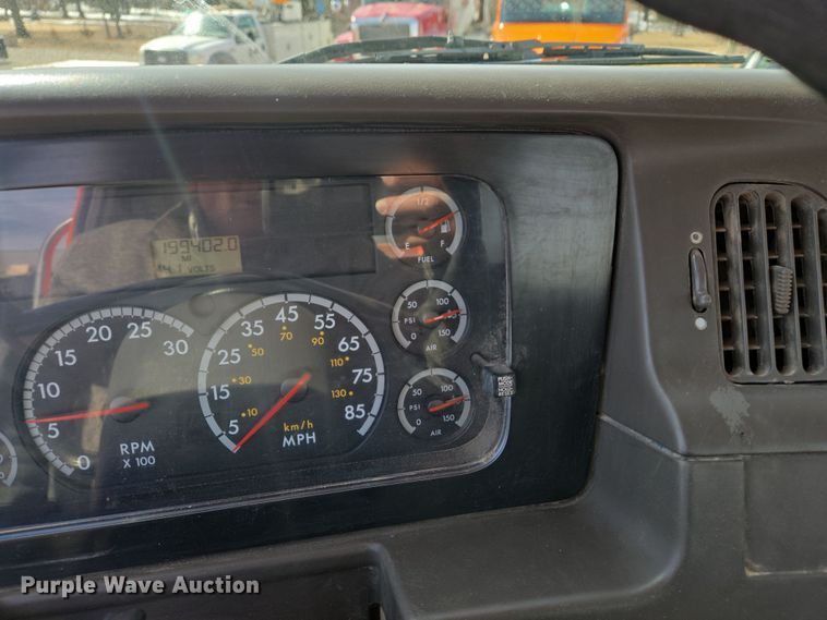 image for item DS5275 2007 Sterling L-Line ready mix truck