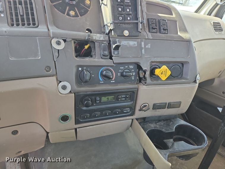 image for item DS5275 2007 Sterling L-Line ready mix truck