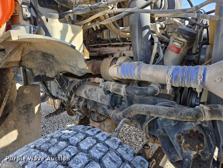 image for item DS5275 2007 Sterling L-Line ready mix truck