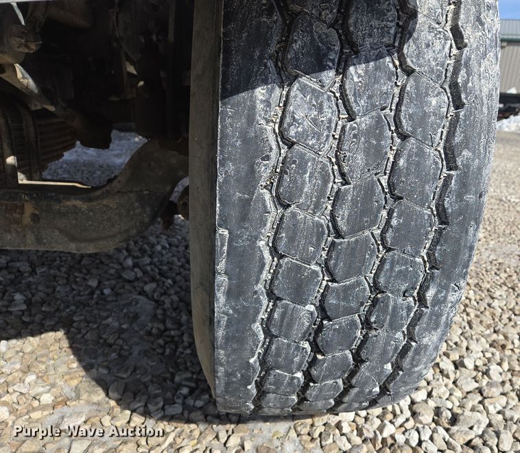 image for item DS5275 2007 Sterling L-Line ready mix truck