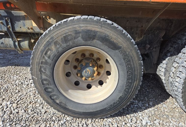 image for item DS5275 2007 Sterling L-Line ready mix truck