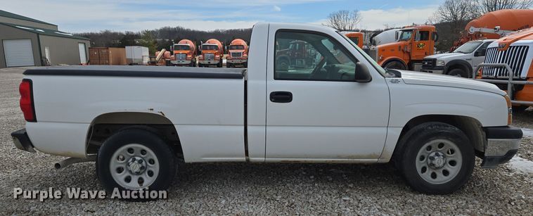 image for item DS5276 2006 Chevrolet Silverado 1500 pickup truck