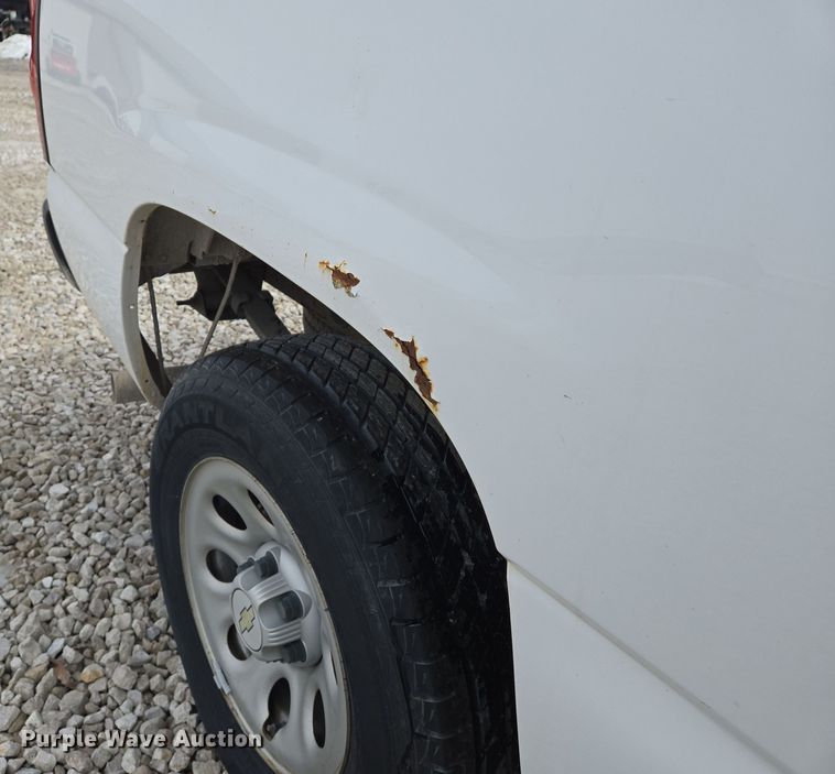 image for item DS5276 2006 Chevrolet Silverado 1500 pickup truck