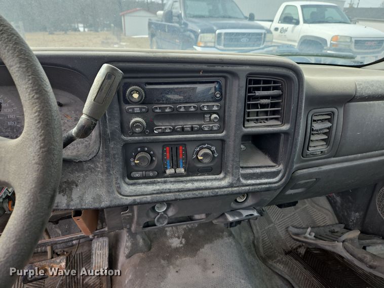 image for item DS5276 2006 Chevrolet Silverado 1500 pickup truck