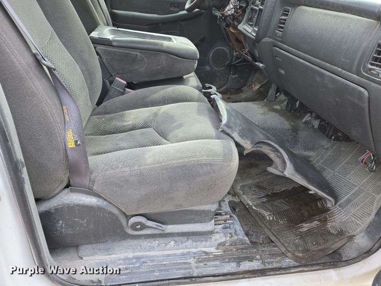 image for item DS5276 2006 Chevrolet Silverado 1500 pickup truck