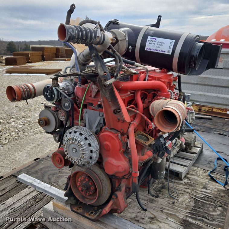 image for item DS5277 Cummins ISX 12 engine