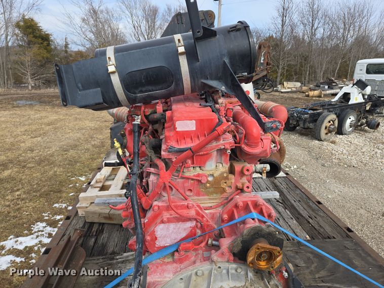 image for item DS5277 Cummins ISX 12 engine