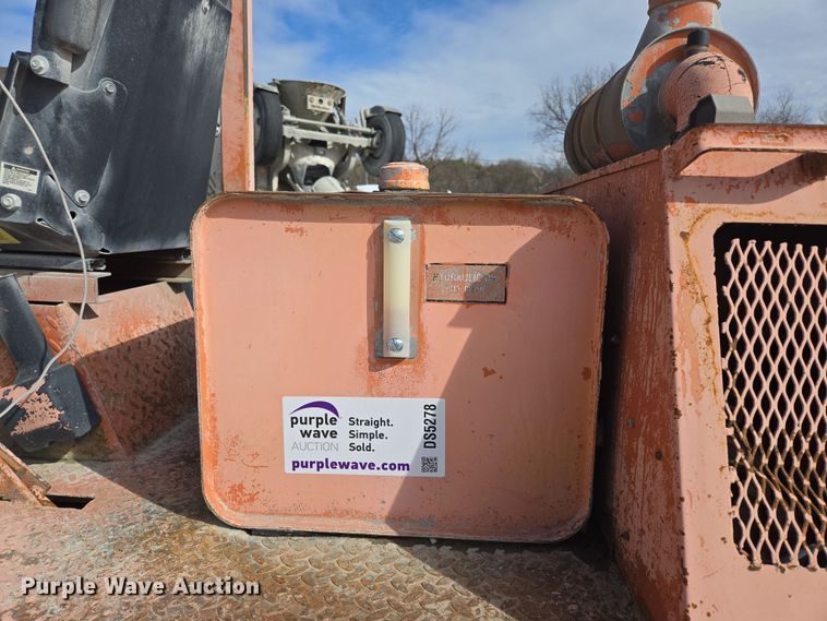 image for item DS5278 1992 Broce RJ300 broom