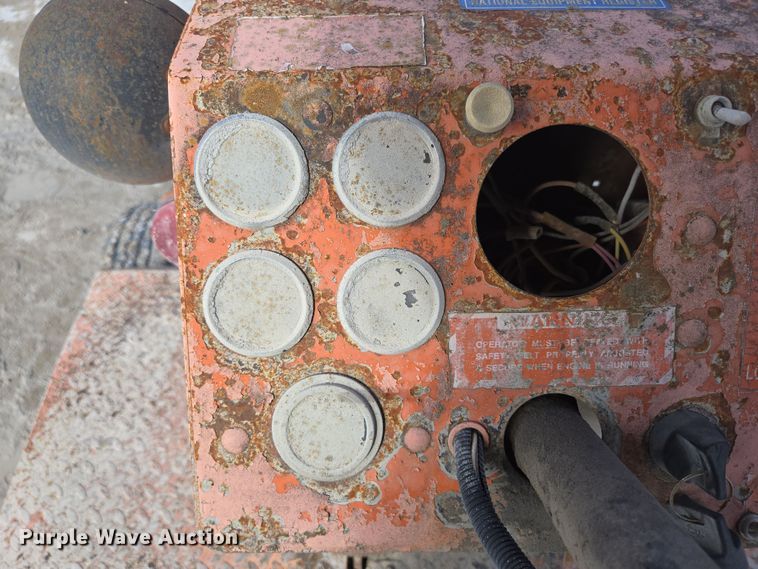 image for item DS5278 1992 Broce RJ300 broom