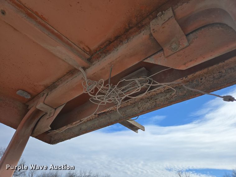 image for item DS5278 1992 Broce RJ300 broom