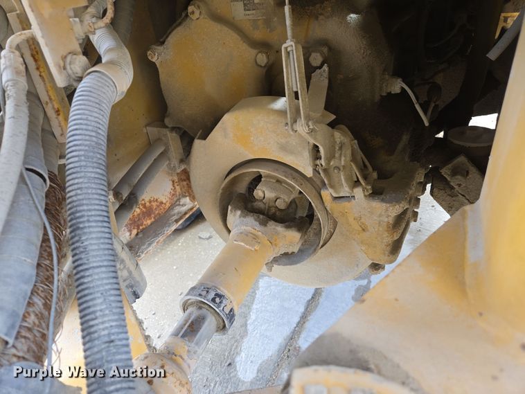 image for item DS5279 1995 Komatsu WA250-1 wheel loader