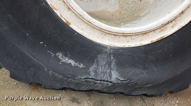 image for item DS5279 1995 Komatsu WA250-1 wheel loader