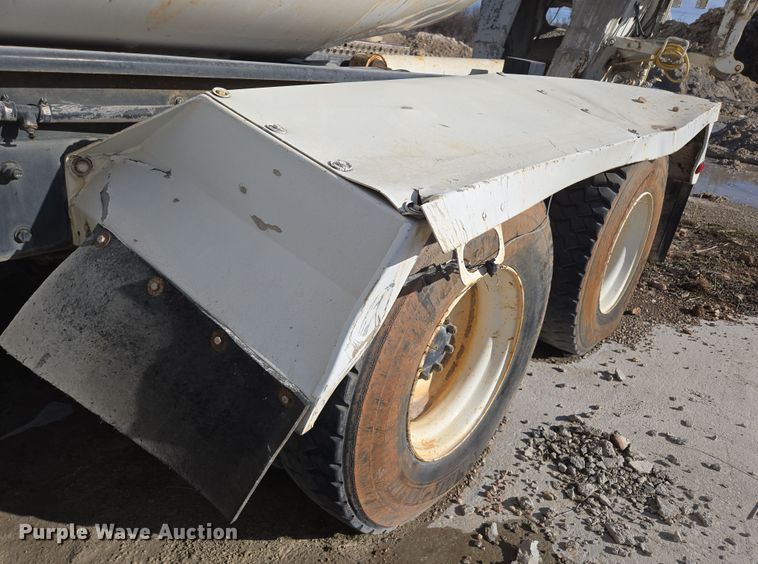 image for item DS5280 2006 Kenworth W900 ready mix truck