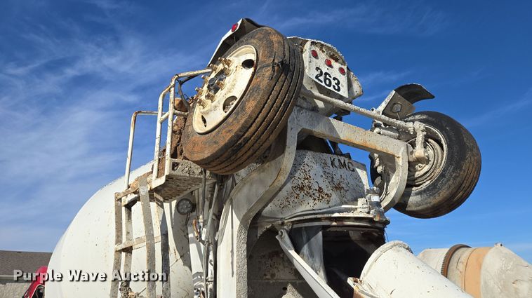 image for item DS5280 2006 Kenworth W900 ready mix truck