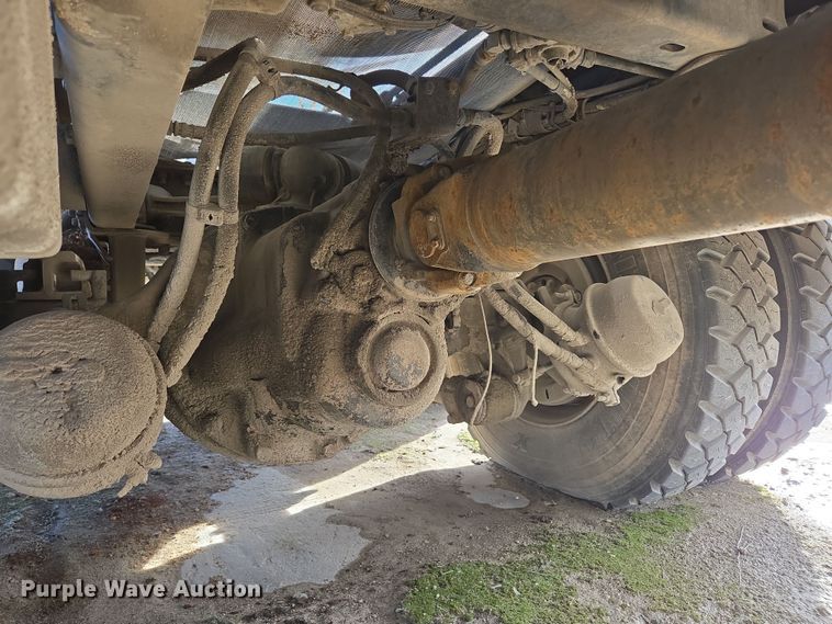 image for item DS5280 2006 Kenworth W900 ready mix truck