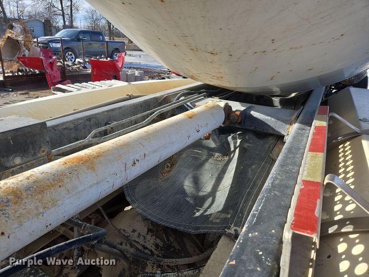 image for item DS5280 2006 Kenworth W900 ready mix truck