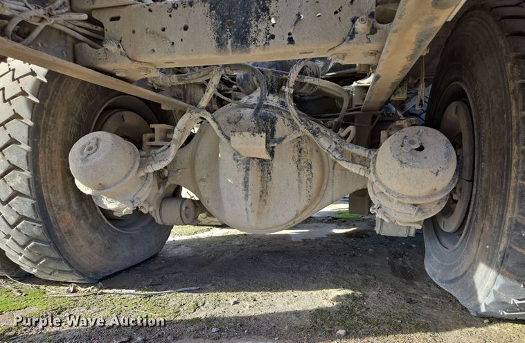 image for item DS5280 2006 Kenworth W900 ready mix truck