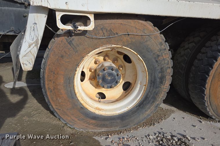 image for item DS5280 2006 Kenworth W900 ready mix truck