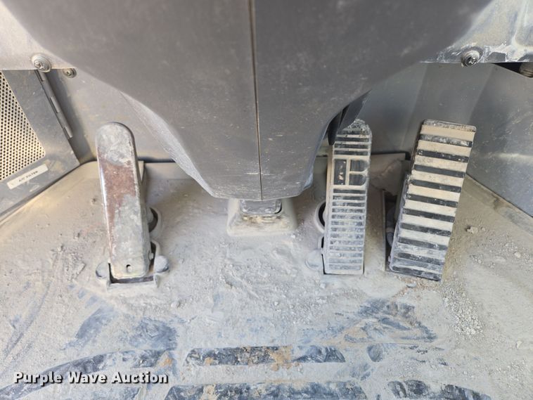 image for item DS5281 2006 Komatsu WA380-6 