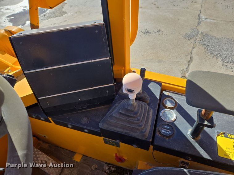 image for item DS5282 2000 JCB 426B ZX 