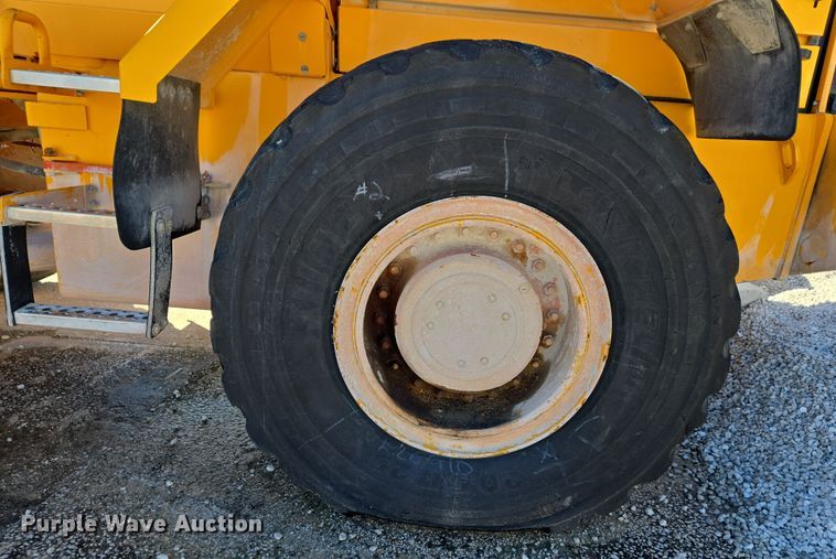 image for item DS5282 2000 JCB 426B ZX 