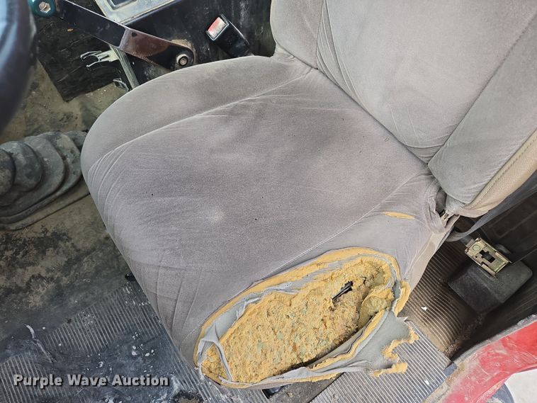 image for item DS5284 2000 International 2554 ready mix truck