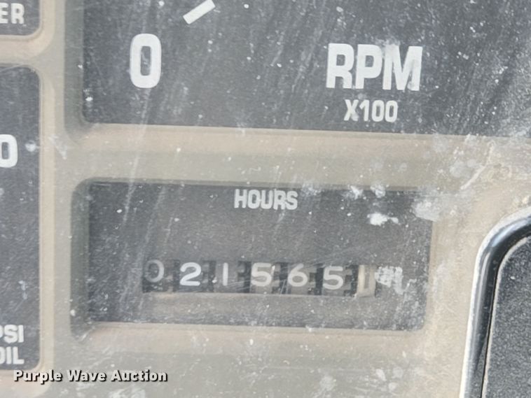 image for item DS5284 2000 International 2554 ready mix truck