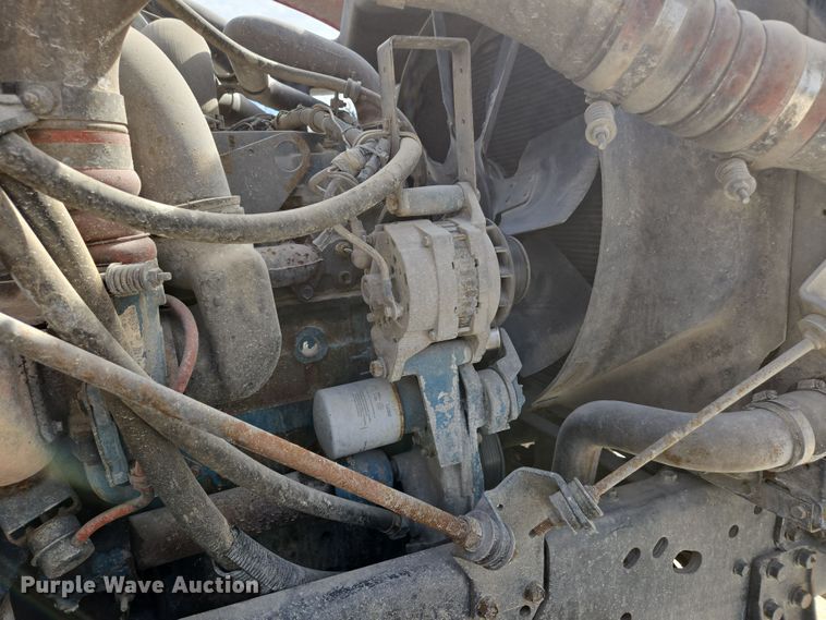 image for item DS5284 2000 International 2554 ready mix truck