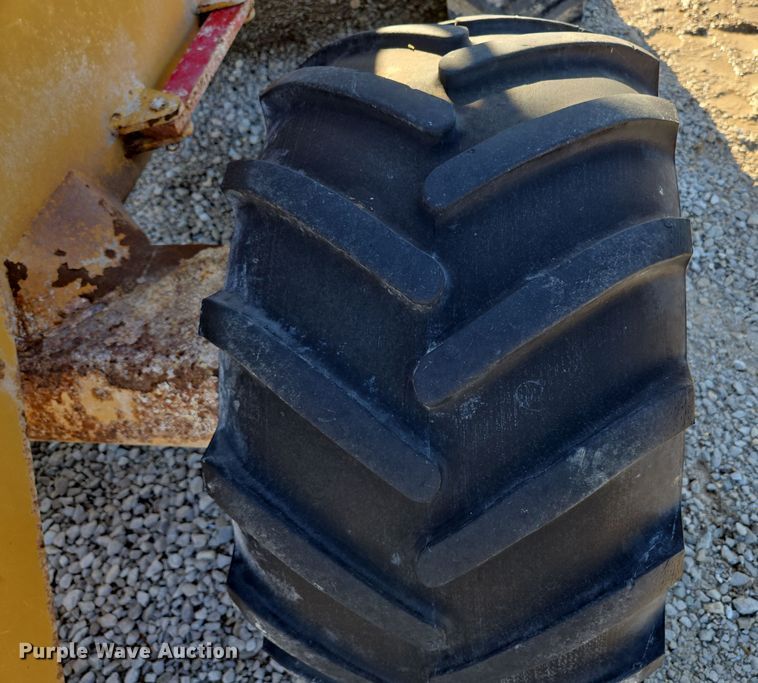 image for item DS5288 (2) Wilmar Wrangler wheel loader