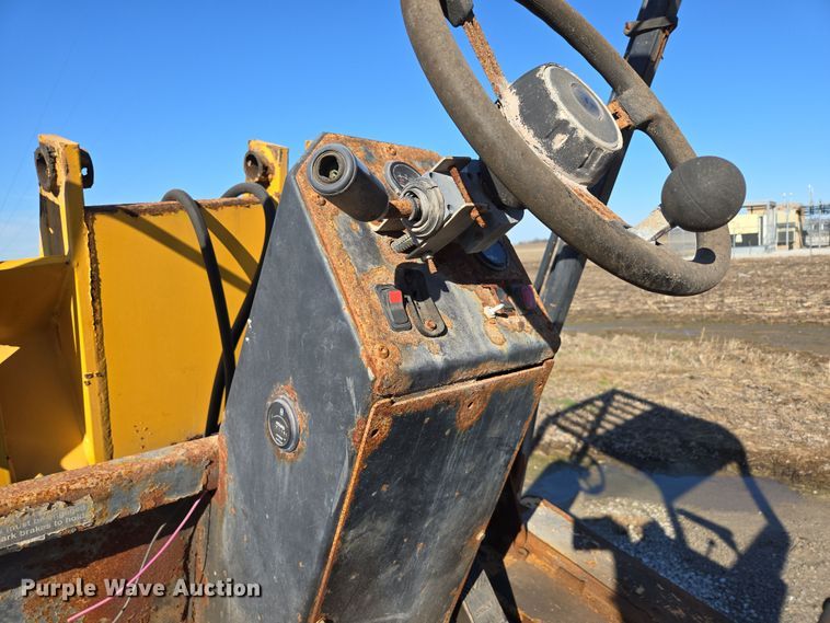 image for item DS5288 (2) Wilmar Wrangler wheel loader