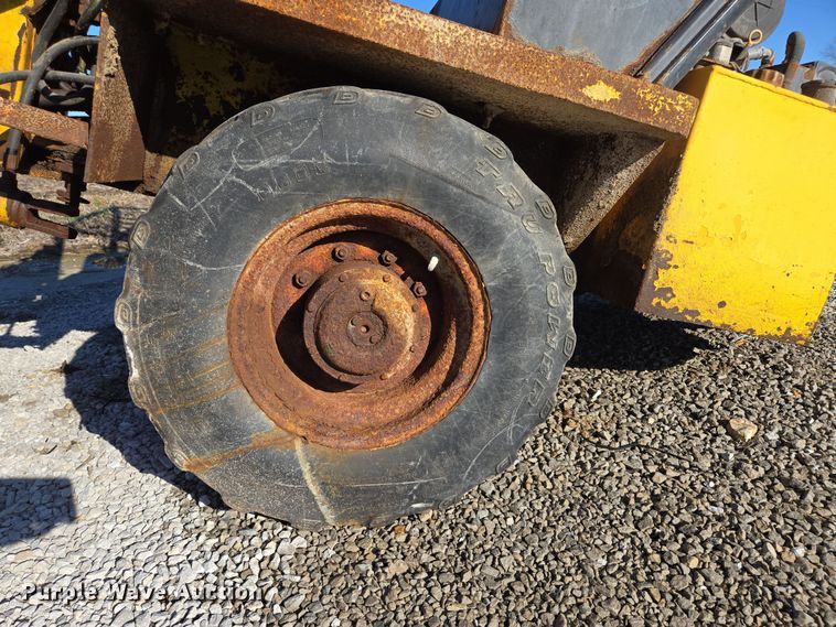 image for item DS5288 (2) Wilmar Wrangler wheel loader