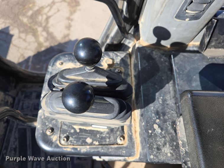 image for item DS5292 2006 Caterpillar 953C track loader