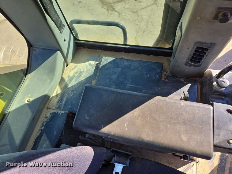 image for item DS5292 2006 Caterpillar 953C track loader