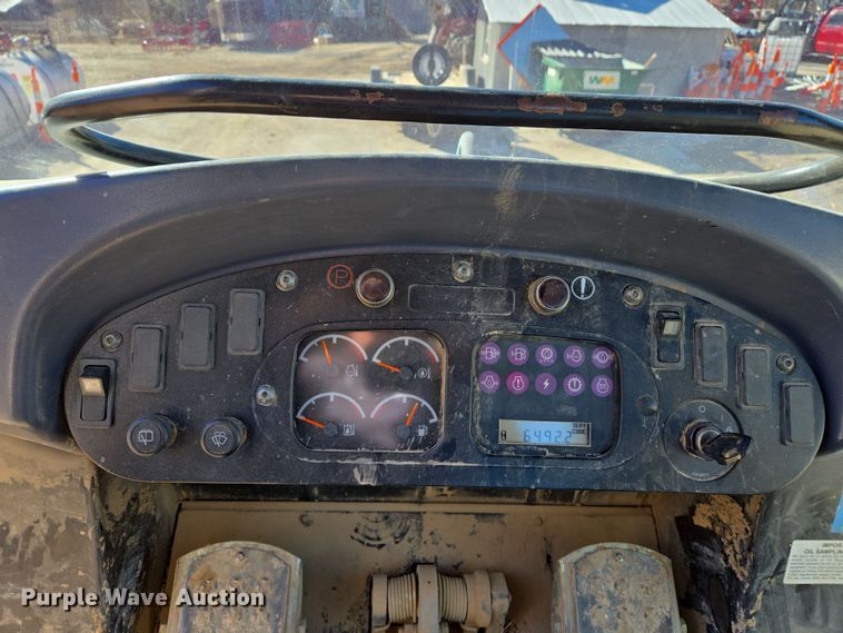 image for item DS5292 2006 Caterpillar 953C track loader