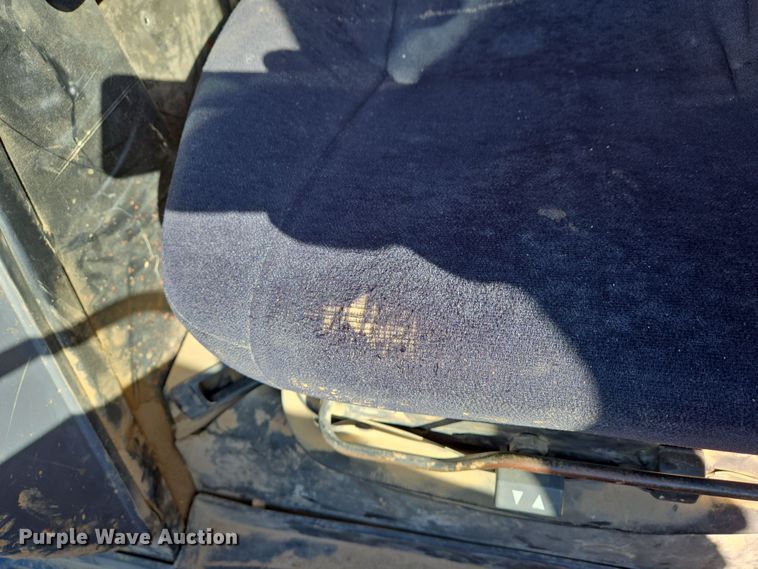 image for item DS5292 2006 Caterpillar 953C track loader