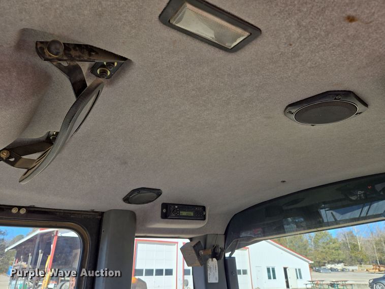 image for item DS5292 2006 Caterpillar 953C track loader