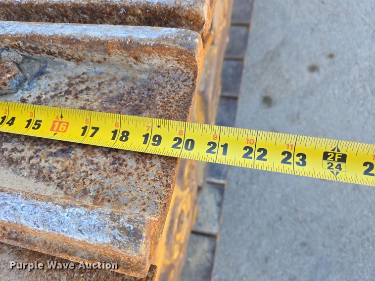 image for item DS5292 2006 Caterpillar 953C track loader