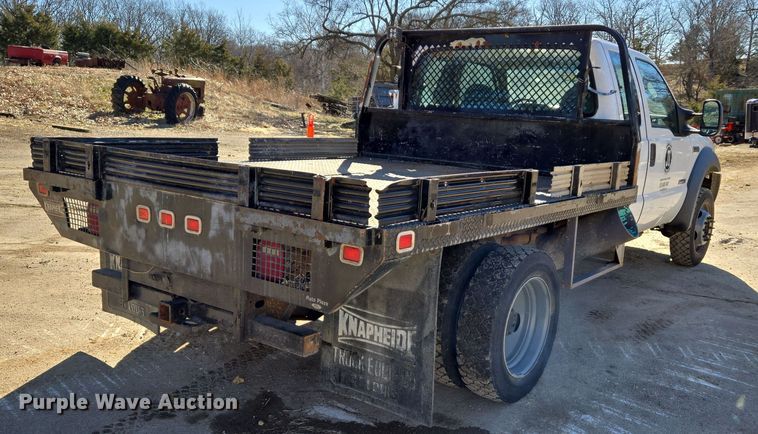 image for item DS5293 2006 Ford F450 Super Duty SuperCab flatbed truck