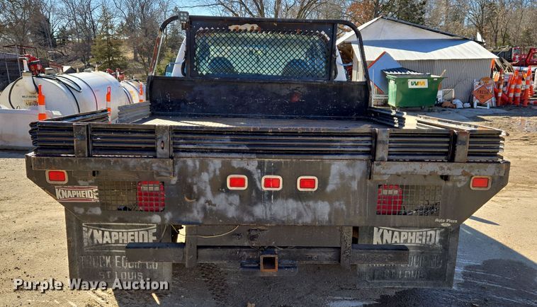 image for item DS5293 2006 Ford F450 Super Duty SuperCab flatbed truck